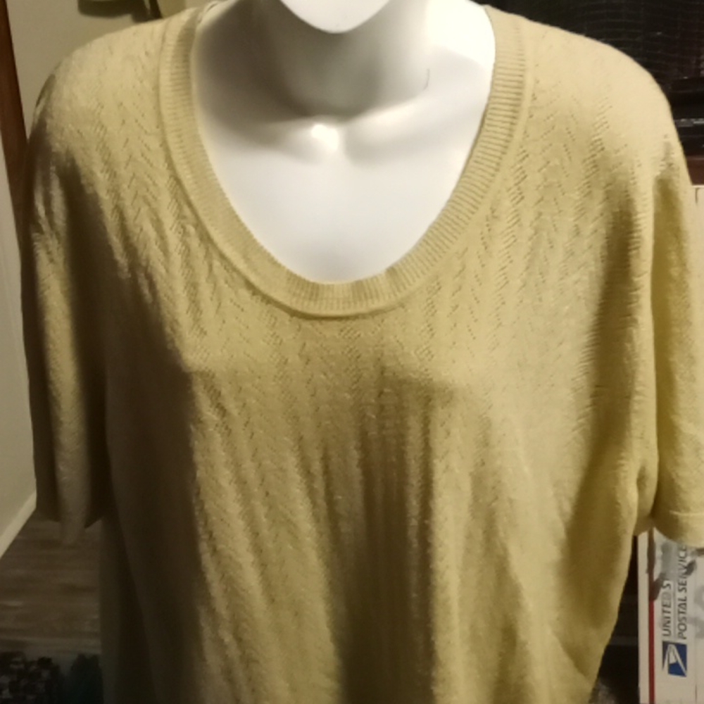 White stag plus size tan knitted top